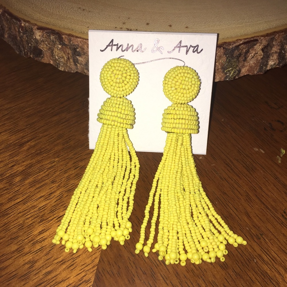 Anna and Ava bauble earrings NWT